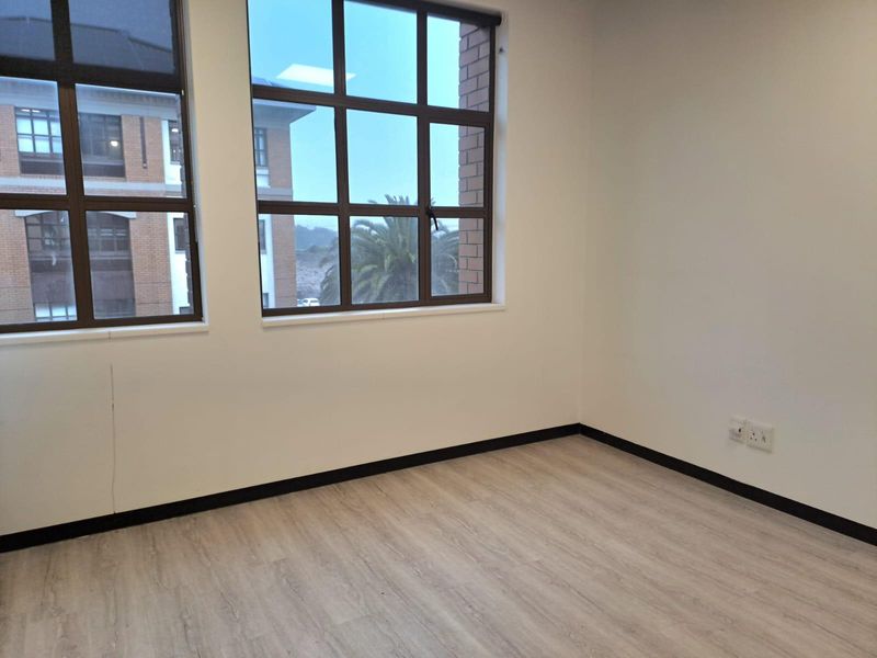 Premium Office Space to Let in Waterhouse Place Century City - Photo 8