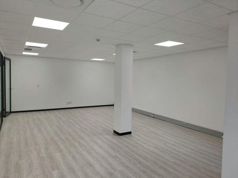 Premium Office Space to Let in Waterhouse Place Century City - Photo 9