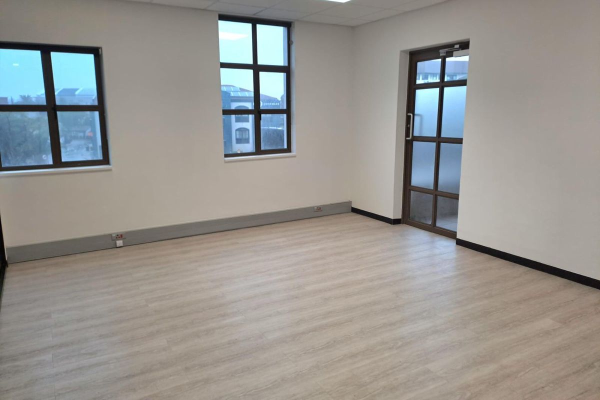 Premium Office Space to Let in Waterhouse Place Century City - Photo 5