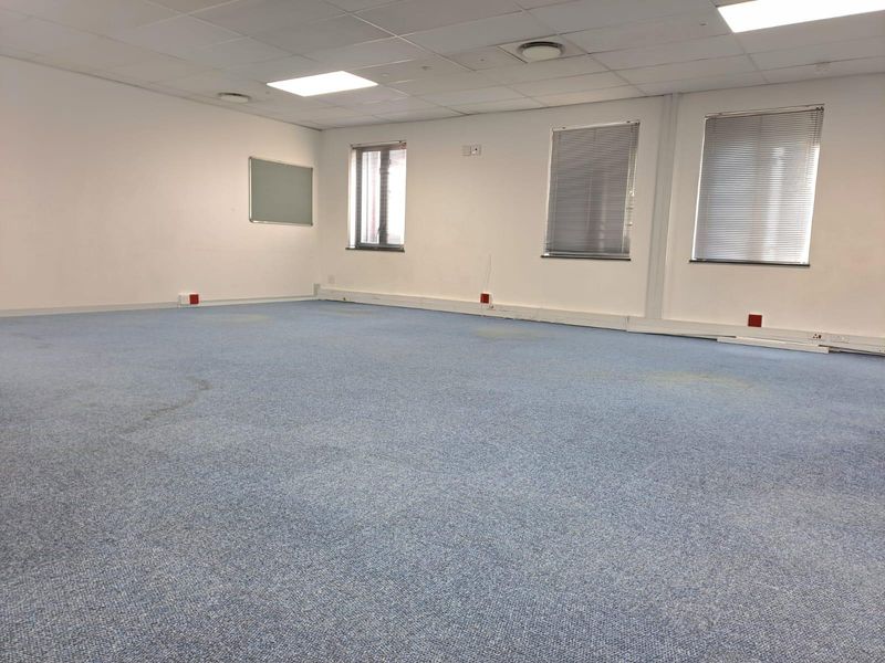 LARGE OPEN PLAN OFFICE | TO LET | CENTURY CITY - Photo 9