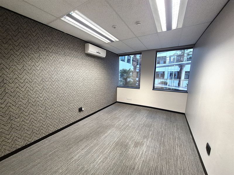 Office Space to Let in Rosebank - Photo 7