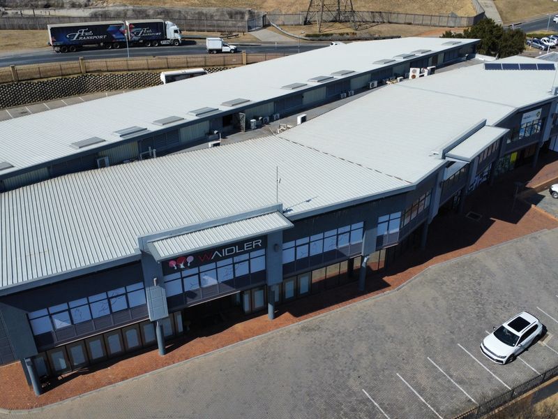 Warehouse to let in Linbro Park - Photo 4