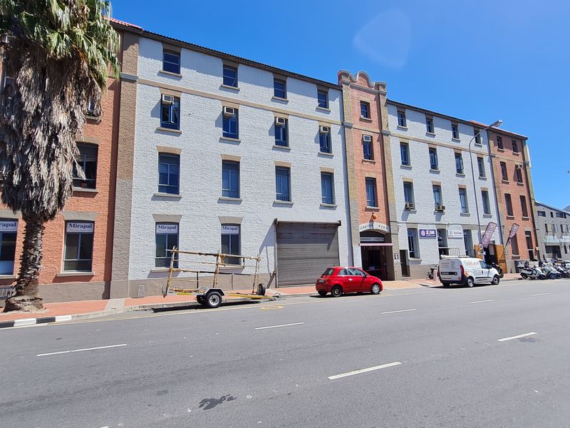 WOODSTOCK OFFICE | FULLY RENOVATED | READY TO MOVE IN - Photo 1