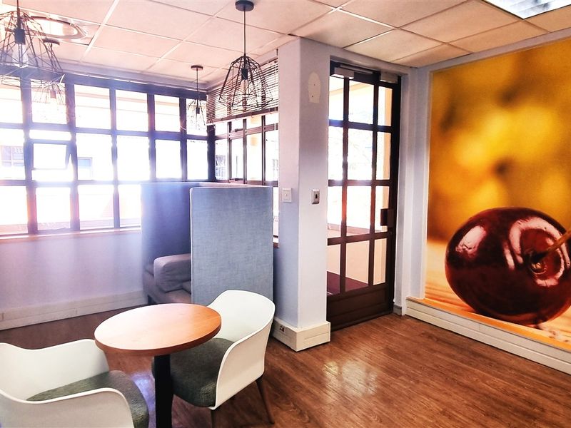 Office space to let in The Campus Bryanston - Photo 9