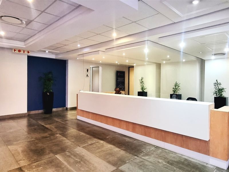 Office space to let in The Campus Bryanston - Photo 2
