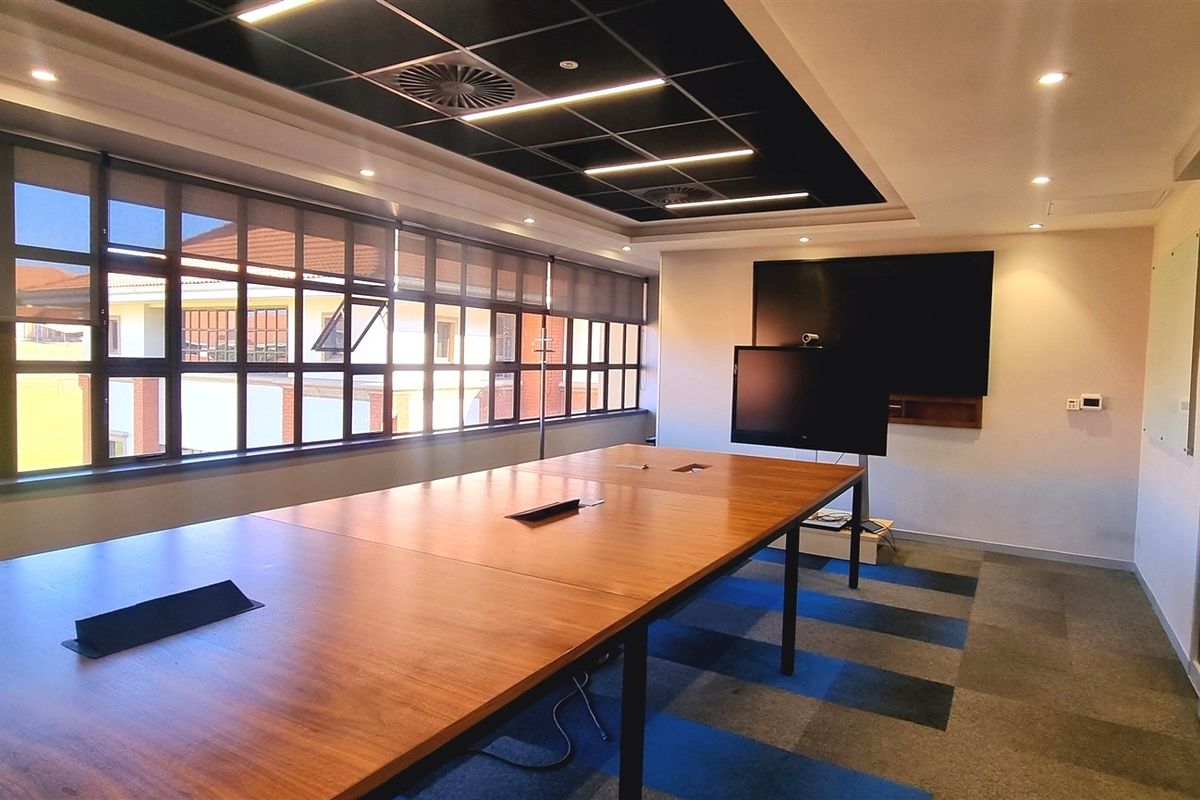 Office space to let in The Campus Bryanston - Photo 4