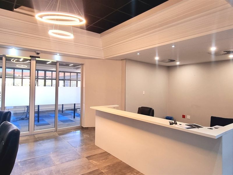 Office space to let in The Campus Bryanston - Photo 3
