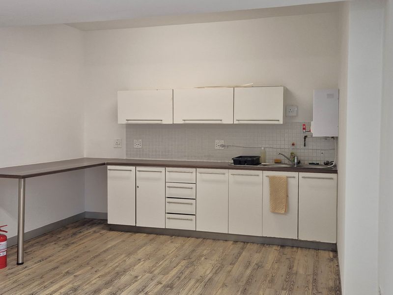 73 HERZOG BOULEVARD | ROGGEBAAI | FORESHORE | ENTIRE FLOOR - Photo 5