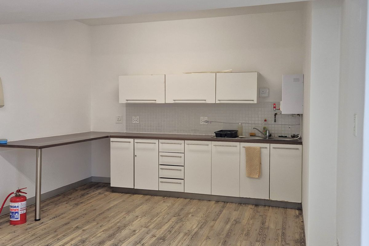 73 HERZOG BOULEVARD | ROGGEBAAI | FORESHORE | ENTIRE FLOOR - Photo 5