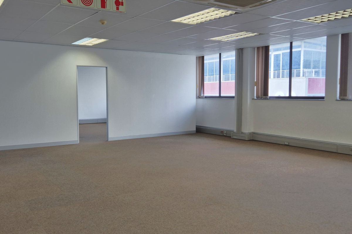 73 HERZOG BOULEVARD | ROGGEBAAI | FORESHORE | ENTIRE FLOOR - Photo 3