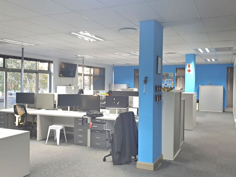 Ground Floor Office to let in Century City - Photo 7
