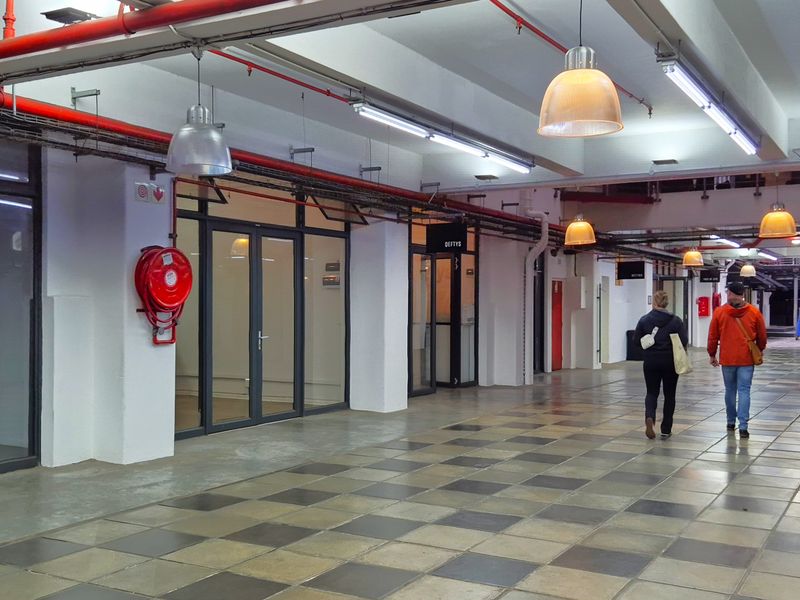 WOODSTOCK EXCHANGE | CREATIVE OFFICE | MOUNTAIN VIEWS | ALBERT ROAD - Photo 9