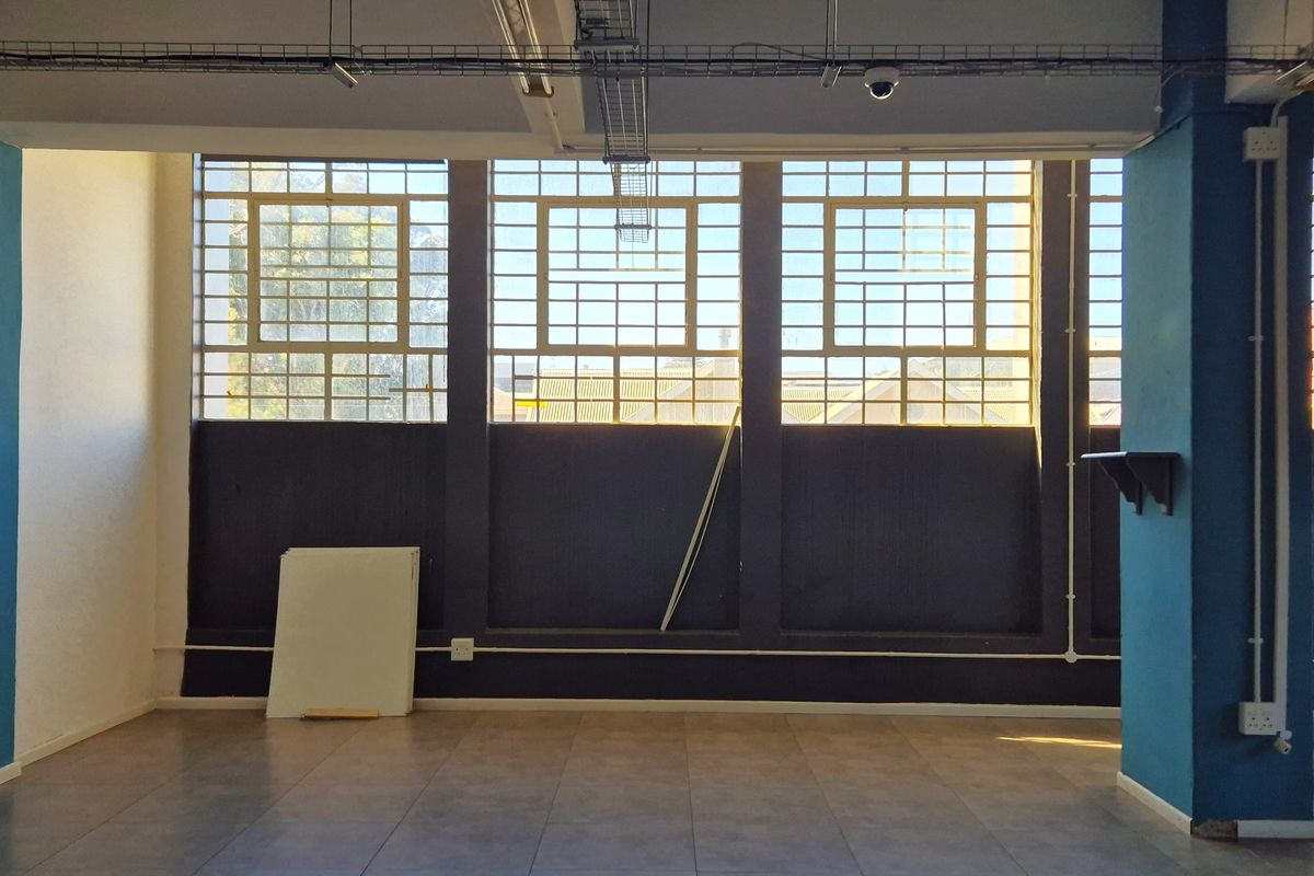 WOODSTOCK EXCHANGE | CREATIVE OFFICE | MOUNTAIN VIEWS | ALBERT ROAD - Photo 2