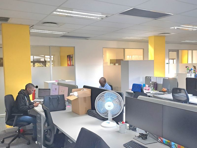 1st Floor Office Space To Let in Century City - Photo 8