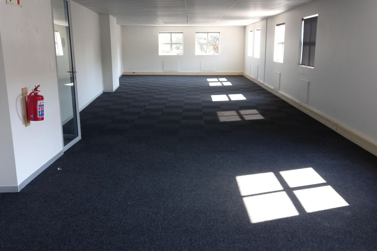 Prime Commercial Property in Midrand  Ideal for Startups! - Photo 3