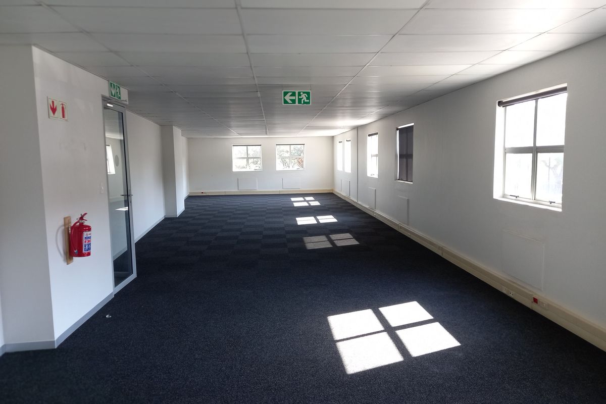 Prime Commercial Property in Midrand  Ideal for Startups! - Photo 5