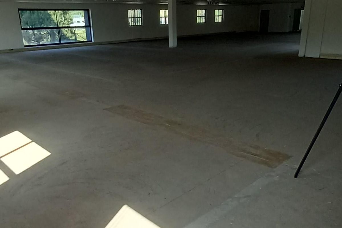 Prime Commercial Property in Midrand to rent - Photo 4