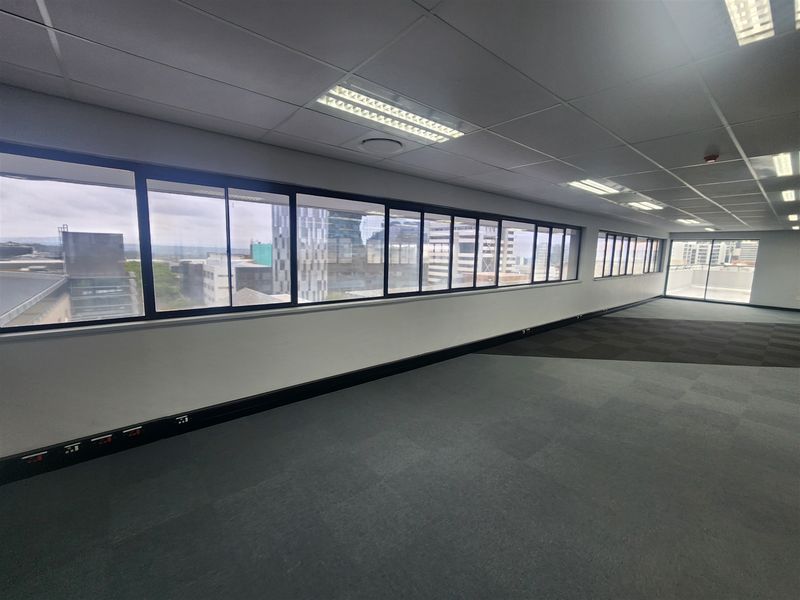 Offices to lo let Sandton - Photo 7