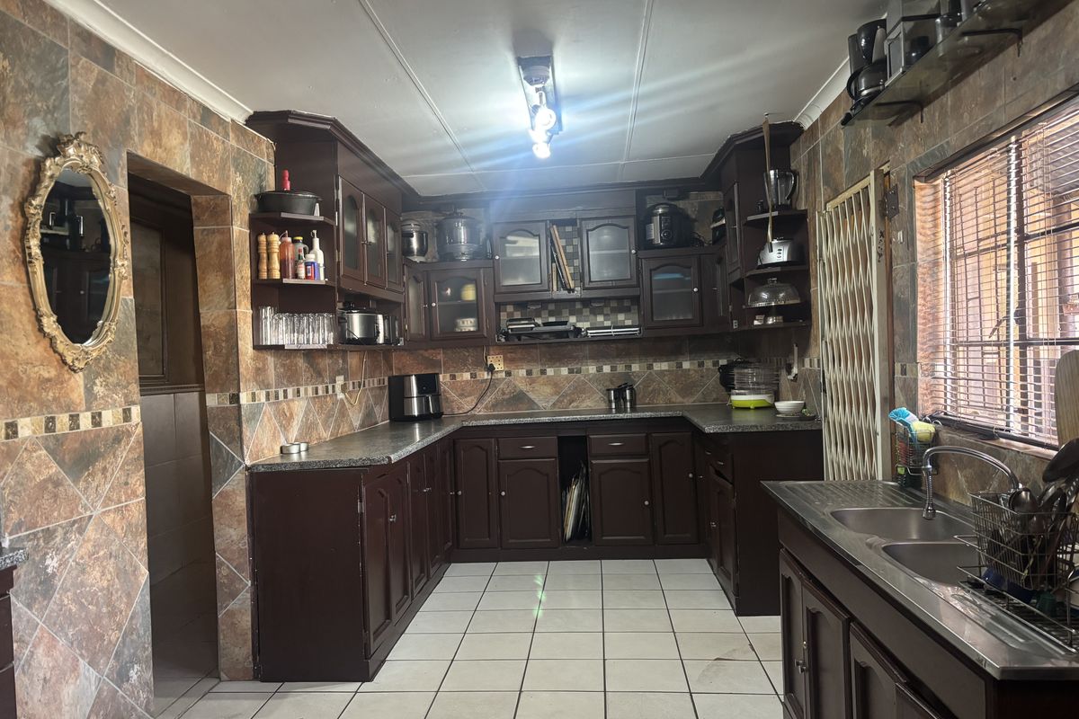 Small Holding For Sale - Photo 4