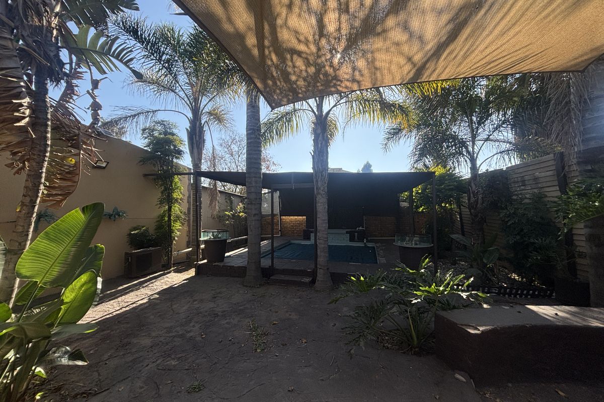 Small Holding For Sale - Photo 2