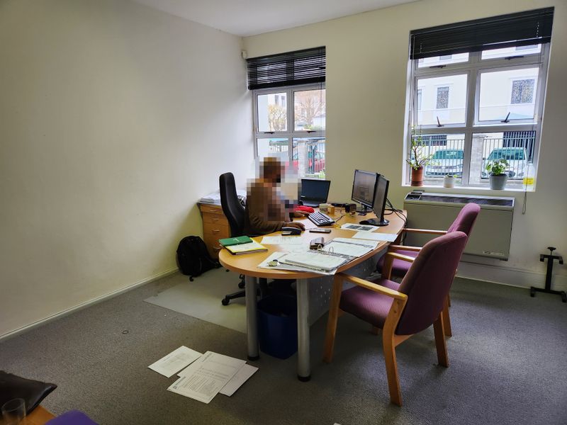 SPACIOUS | FIRST FLOOR OFFICE | WESTLAKE SQUARE - Photo 6