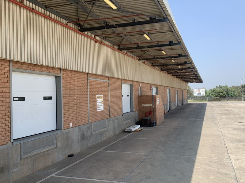 Industrial facility to let in Gosforth Park - Photo 3