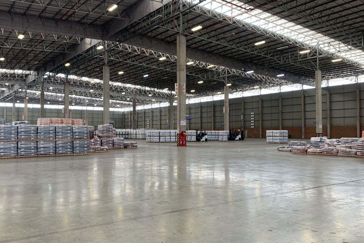 Industrial facility to let in Gosforth Park - Photo 2