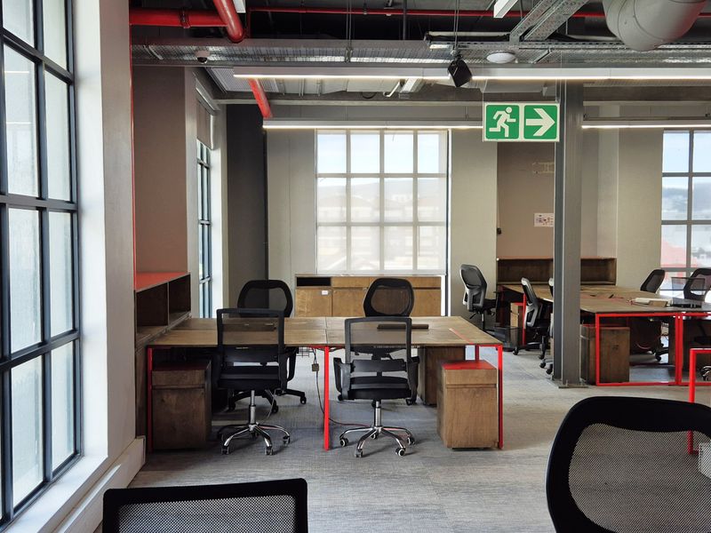 RHINO BUILDING | STYLISH SERVICED OFFICES | FRANCIS STREET, WOODSTOCK - Photo 5