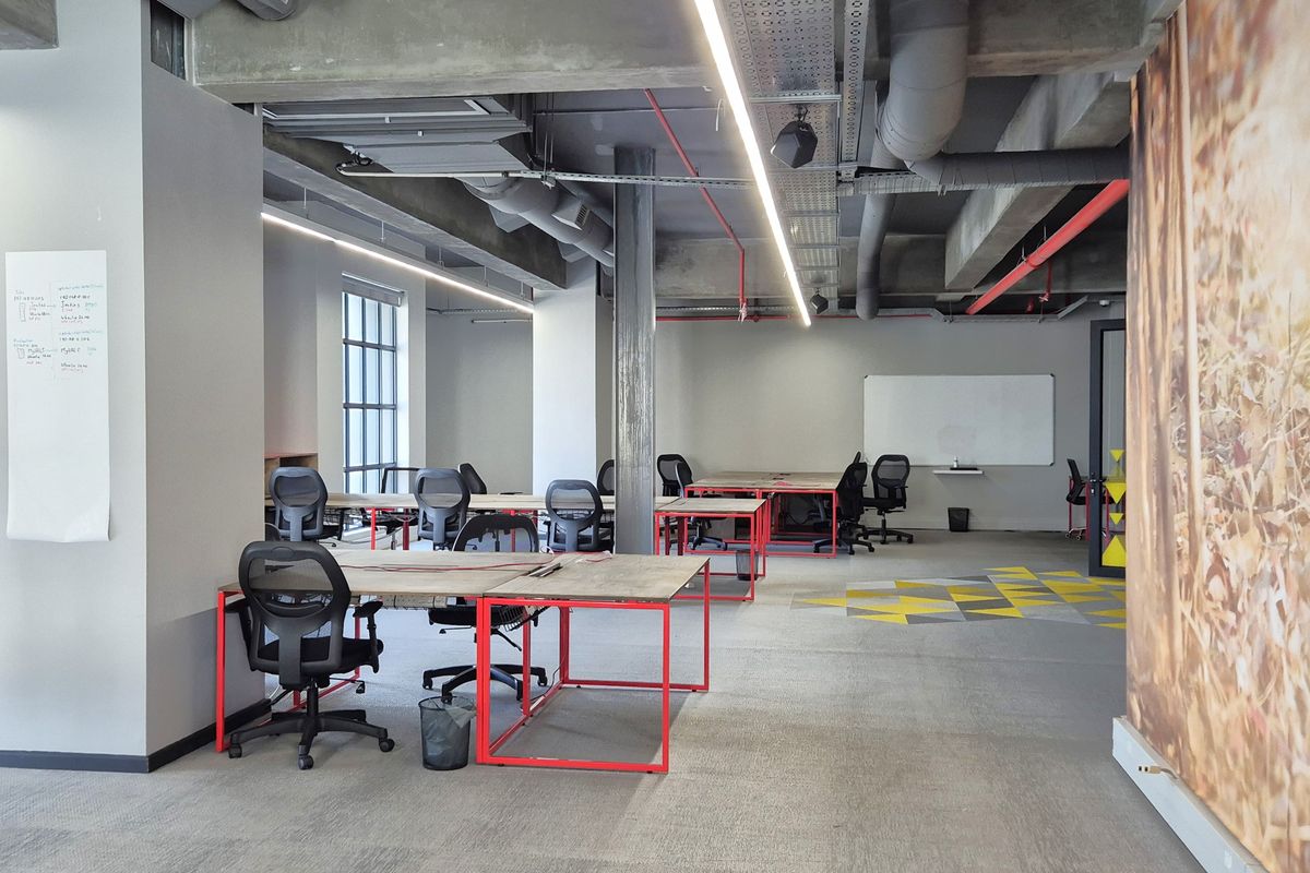 RHINO BUILDING | STYLISH SERVICED OFFICES | FRANCIS STREET, WOODSTOCK - Photo 3