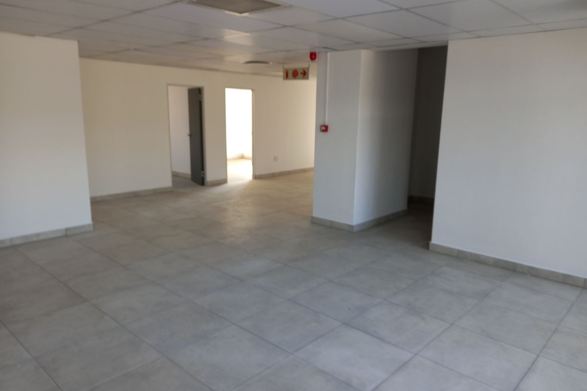 High-Exposure Commercial Property 2,344 sqm in Prime Midrand Location - Photo 4