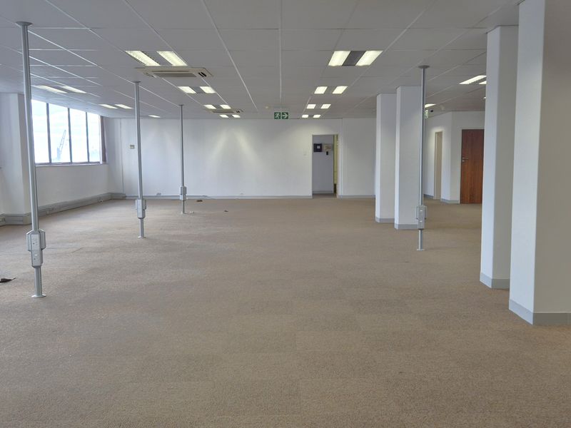 73 HERZOG BOULEVARD | ROGGEBAAI | FORESHORE | ENTIRE FLOOR - Photo 8