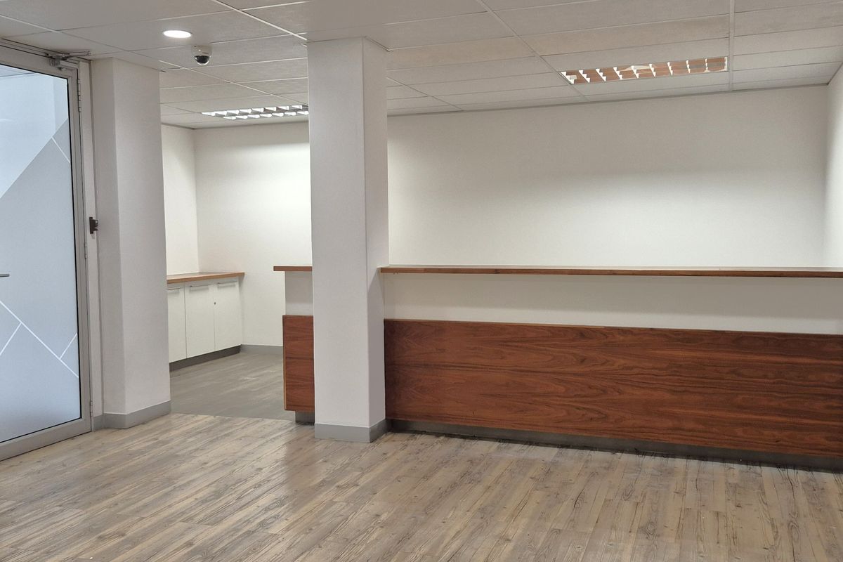 73 HERZOG BOULEVARD | ROGGEBAAI | FORESHORE | ENTIRE FLOOR - Photo 2