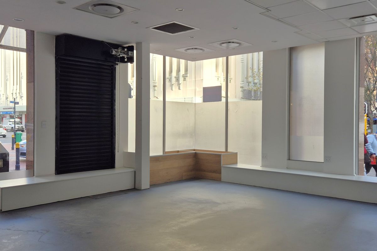 PRIME RETAIL | HIGH VISIBILITY | HIGH FOOT TRAFFIC | CBD - Photo 5