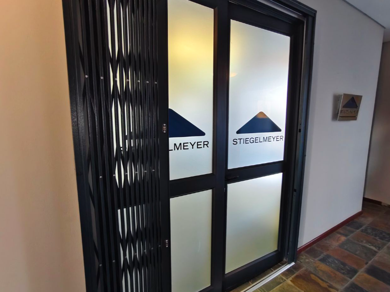 Ground Floor 108m2 Office Space to Let in Century City - Photo 2