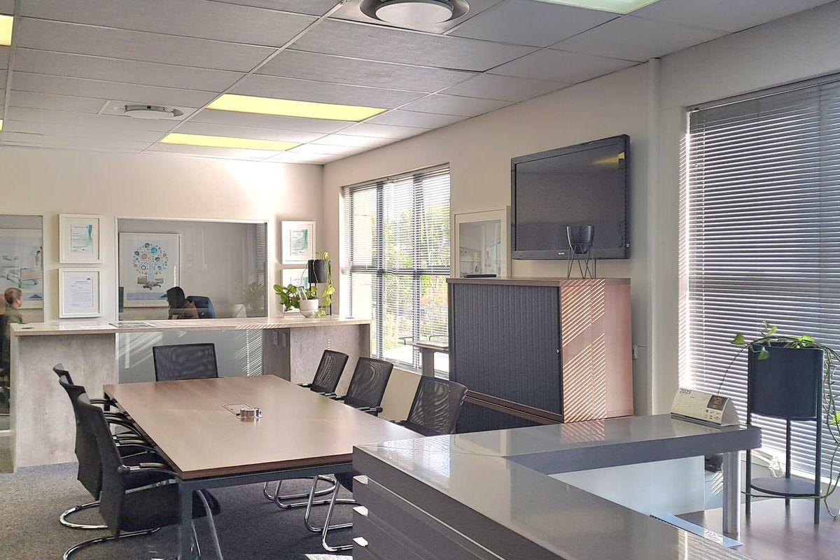 Ground Floor 108m2 Office Space to Let in Century City - Photo 4