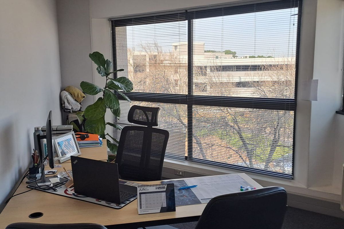 Modern Office Space to Let in Pinelands - Photo 5