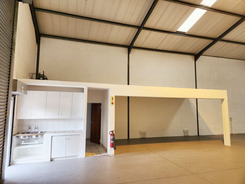 WAREHOUSE TO LET | FAIRWAY BUSINESS PARK | STIBITZ STREET, WESTLAKE - Photo 9