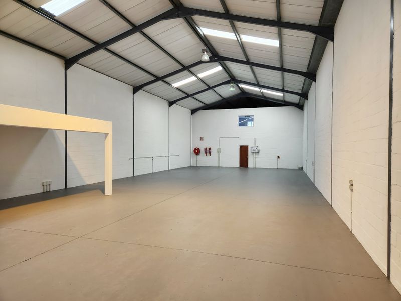 WAREHOUSE TO LET | FAIRWAY BUSINESS PARK | STIBITZ STREET, WESTLAKE - Photo 2