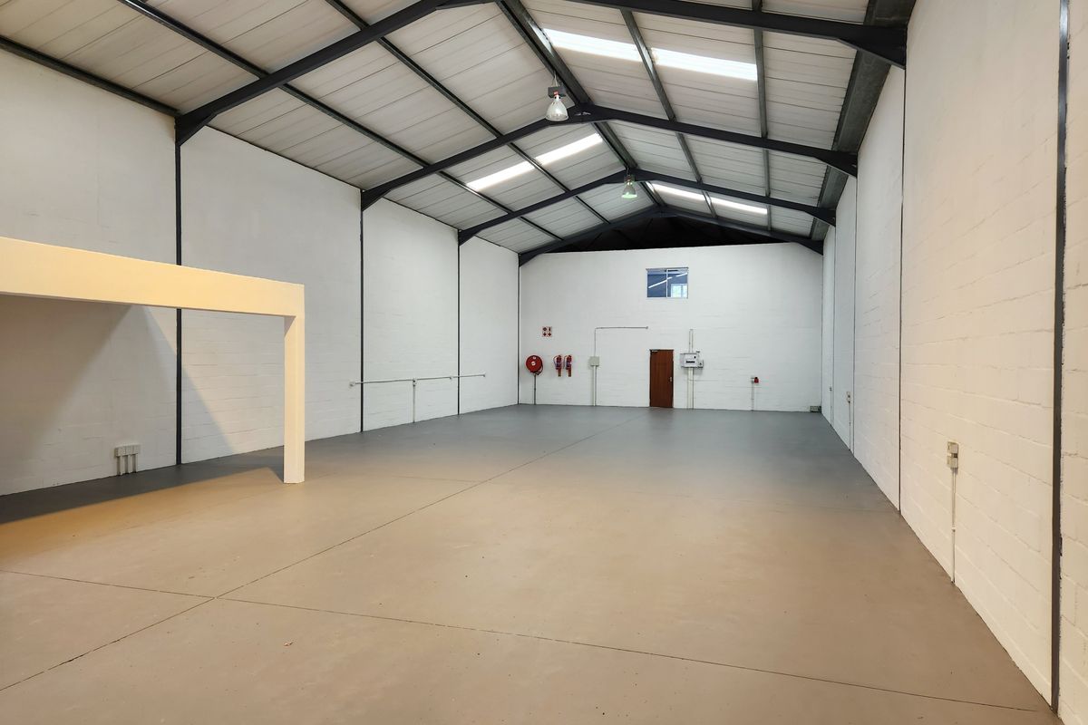 WAREHOUSE TO LET | FAIRWAY BUSINESS PARK | STIBITZ STREET, WESTLAKE - Photo 2