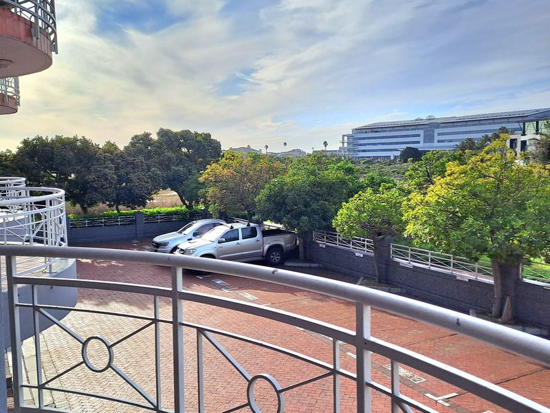 Ground Floor Office Space to let at Century Square - Photo 10