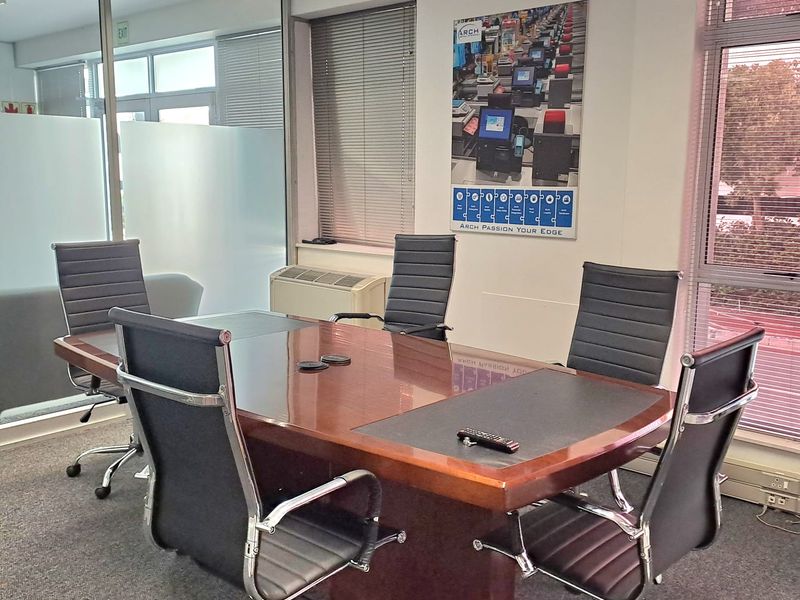 Ground Floor Office Space to let at Century Square - Photo 4