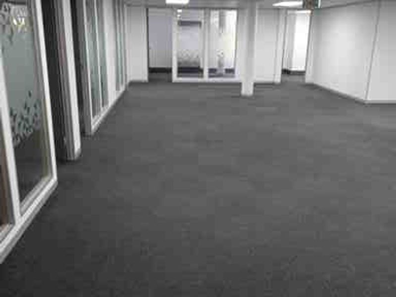 Office space to rent in Brooklyn 769m2 - Photo 1
