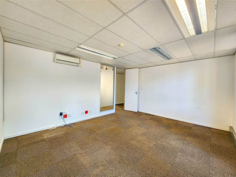 175m2 Office to Let in Constantia Office Park - Photo 8