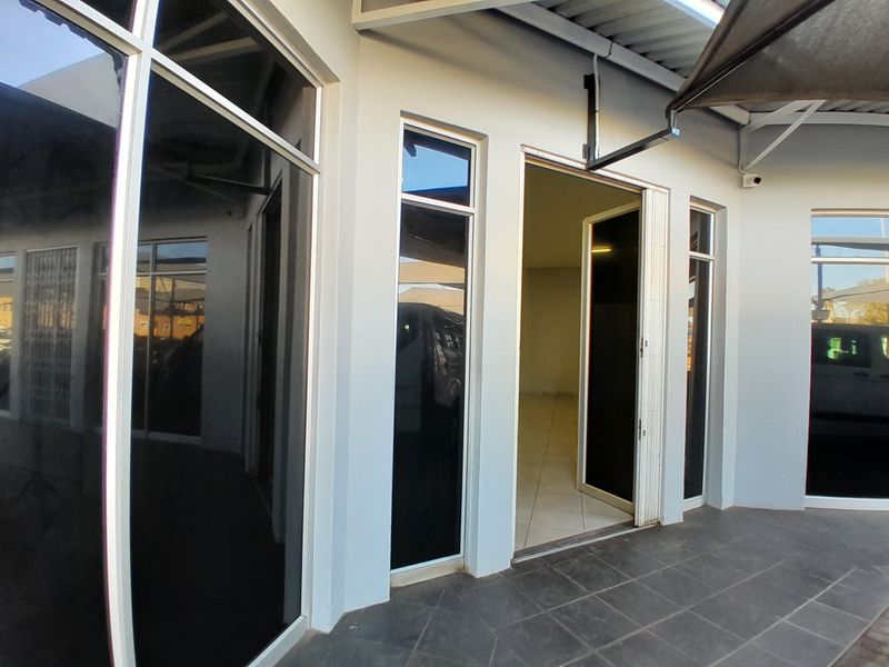 A Turnkey Opportunity for Vehicle Sales & Display - Photo 4
