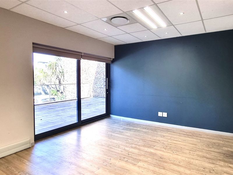 Office to let in The Crossing Bryanston - Photo 9
