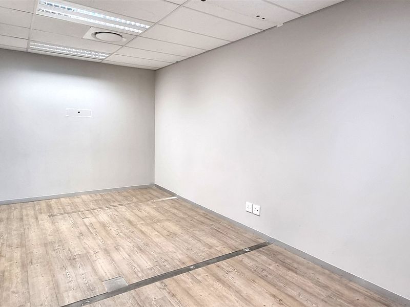 Office to let in The Crossing Bryanston - Photo 6