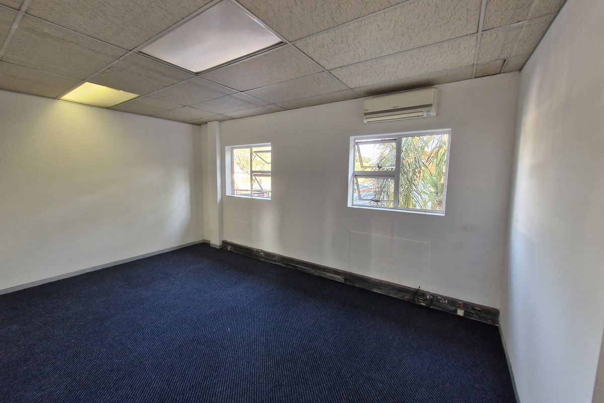 Great office space in Centurion Central to rent - Photo 5