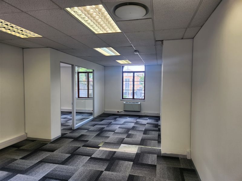 Offices to let in Wierda Valley, Sandton - Photo 7