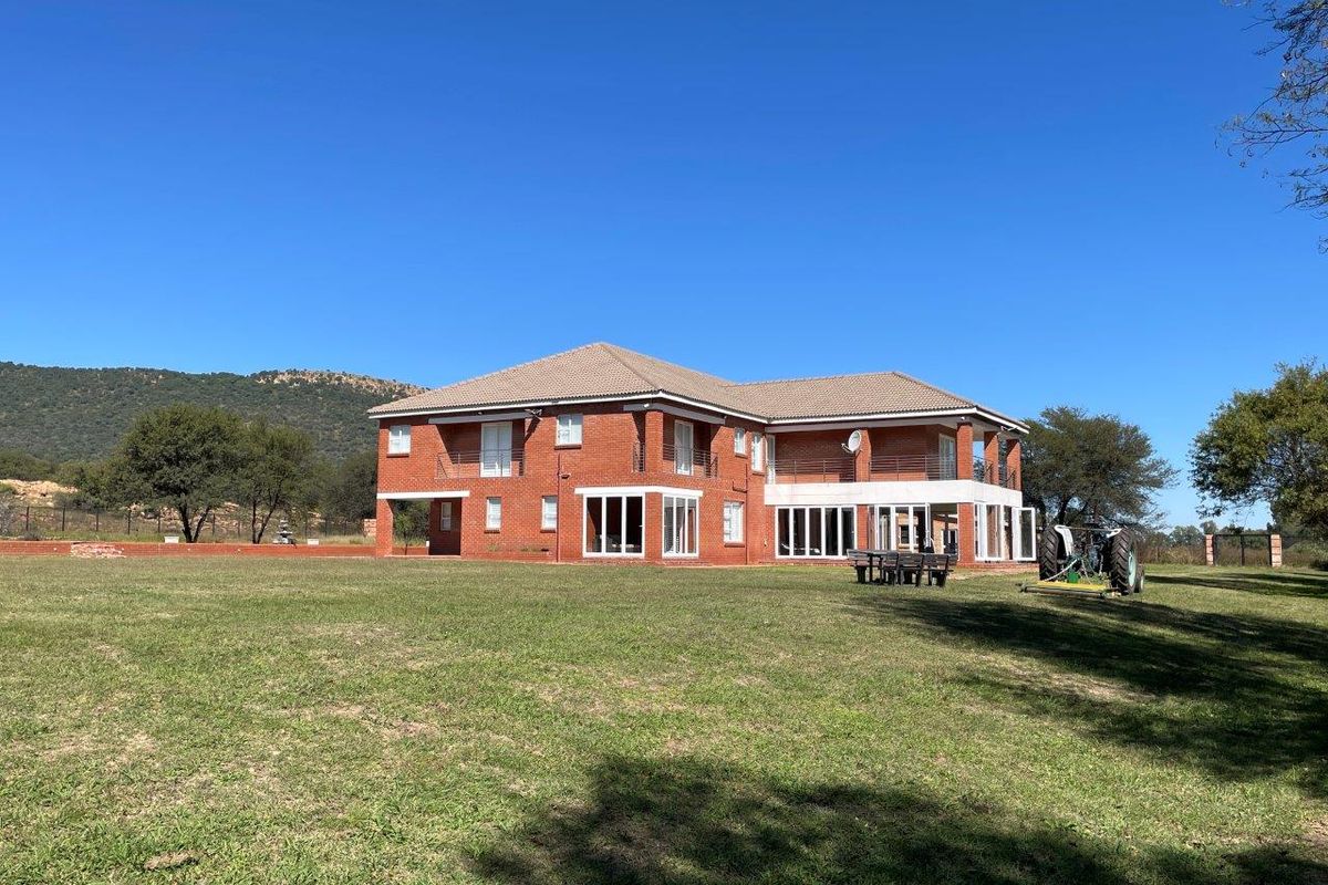 Fit for a King. - Photo 4