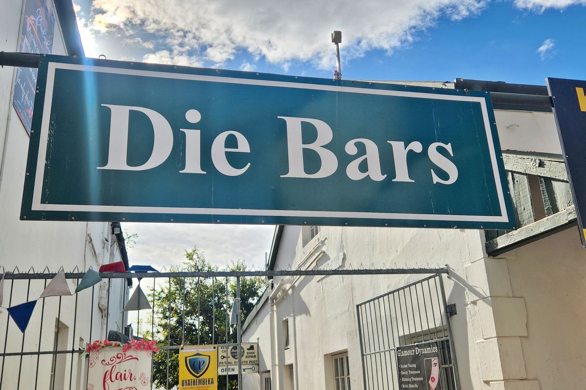 Prime Commercial Property for Sale – Die Bars Bredasdorp - Photo 2